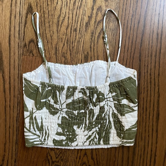 Linen-Blend Ruched Top - Picture 2 of 5